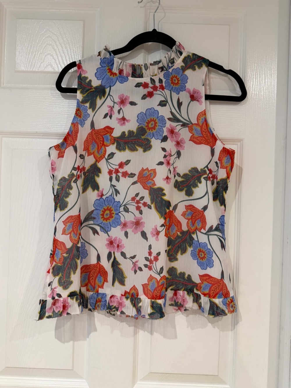 Ann Taylor Factory Sleeveless Floral Tank Ruffled Hem Neckline Feminine Size S